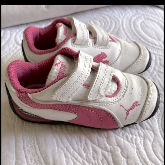 Bundle of 8  baby Shoes - Black  , red and White blue  different sizes - Picture 13 of 16